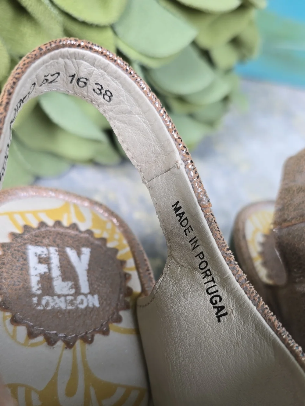 Fly London Women’s YLFA  Metallic Gold Lace-Up Slingback Sandals Size 38